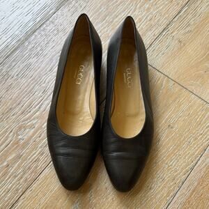 Gucci Ballet Flats Black Leather Vintage Size 38.5 / 8.5